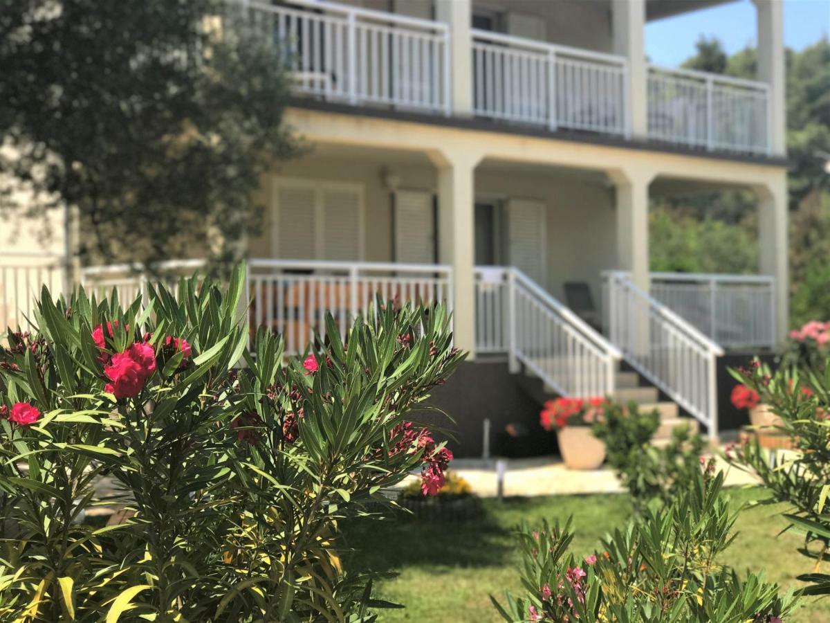 Apartmani Fortuna Лумбарда Екстериор снимка