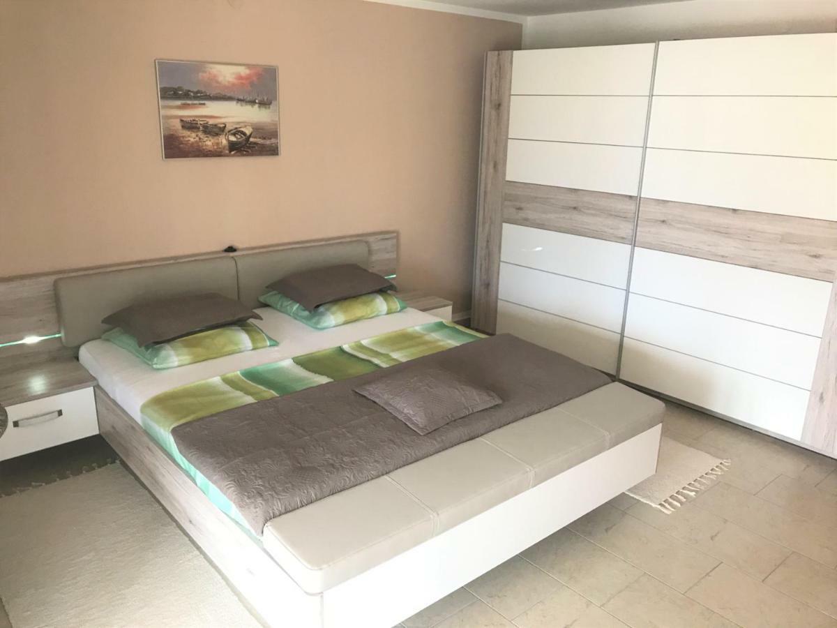 Apartmani Fortuna Лумбарда Екстериор снимка