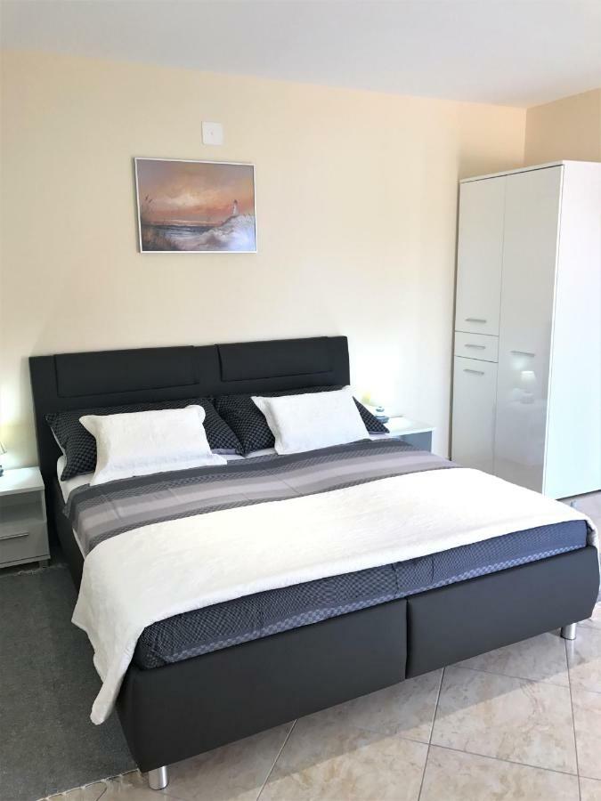 Apartmani Fortuna Лумбарда Екстериор снимка