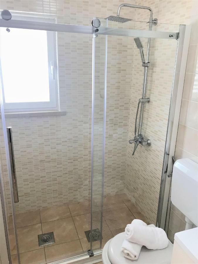Apartmani Fortuna Лумбарда Екстериор снимка