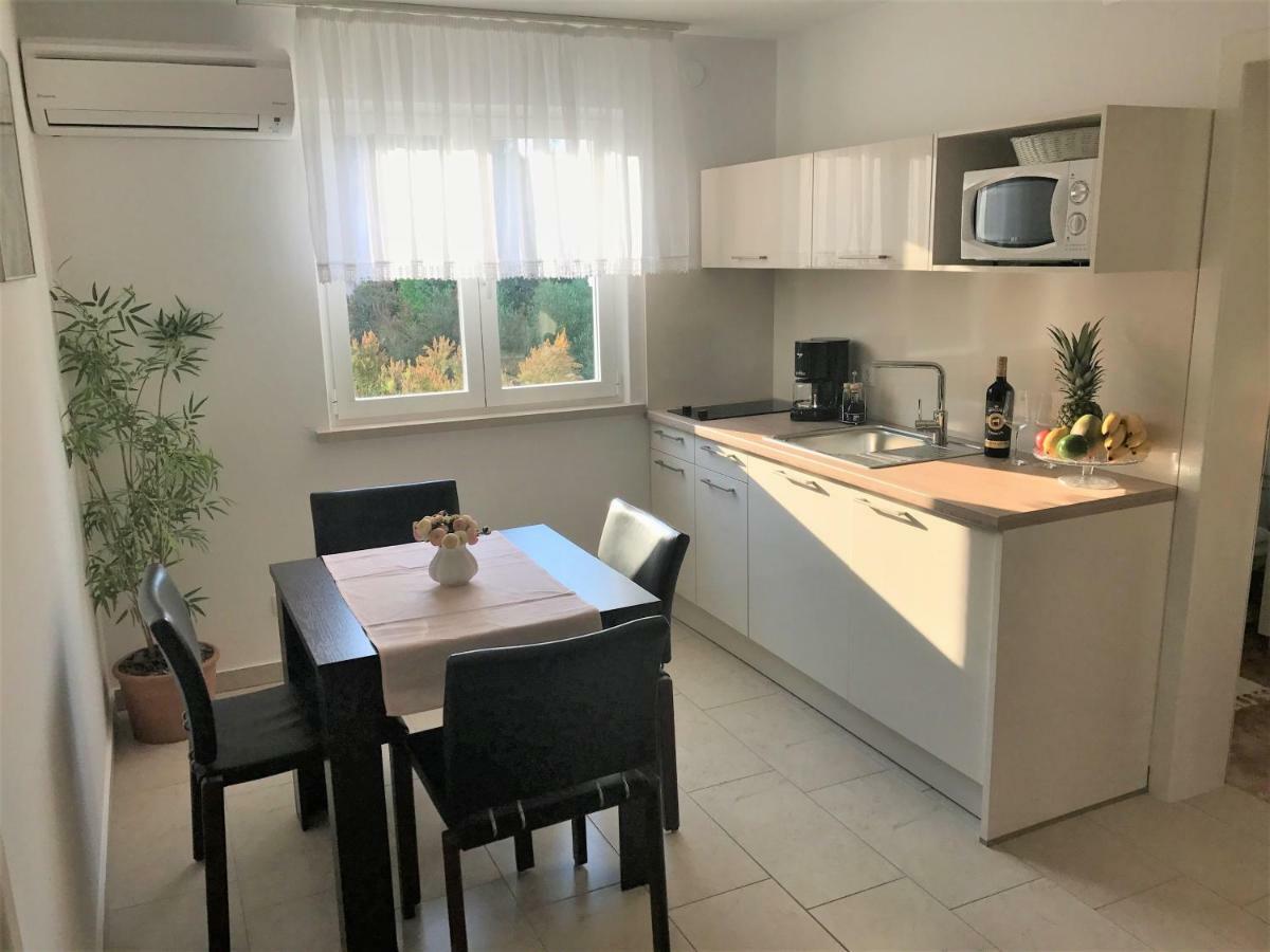 Apartmani Fortuna Лумбарда Екстериор снимка